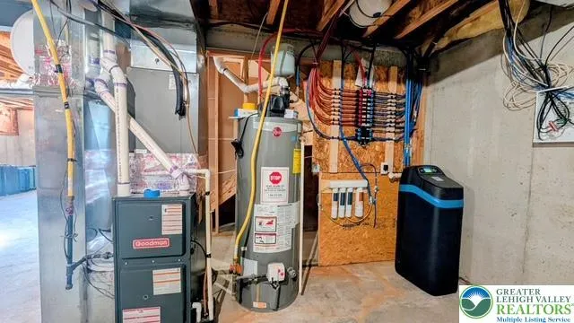 $549,900 | 1834 Majestic Drive, Orefield, PA 18069