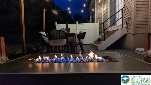 $549,900 | 1834 Majestic Drive, Orefield, PA 18069