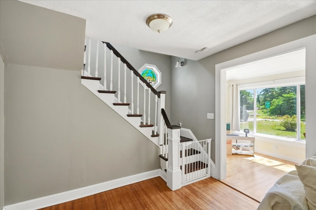 492 State Road Plymouth, MA 02360 - Photo 7 of 38 Gallery Image 7