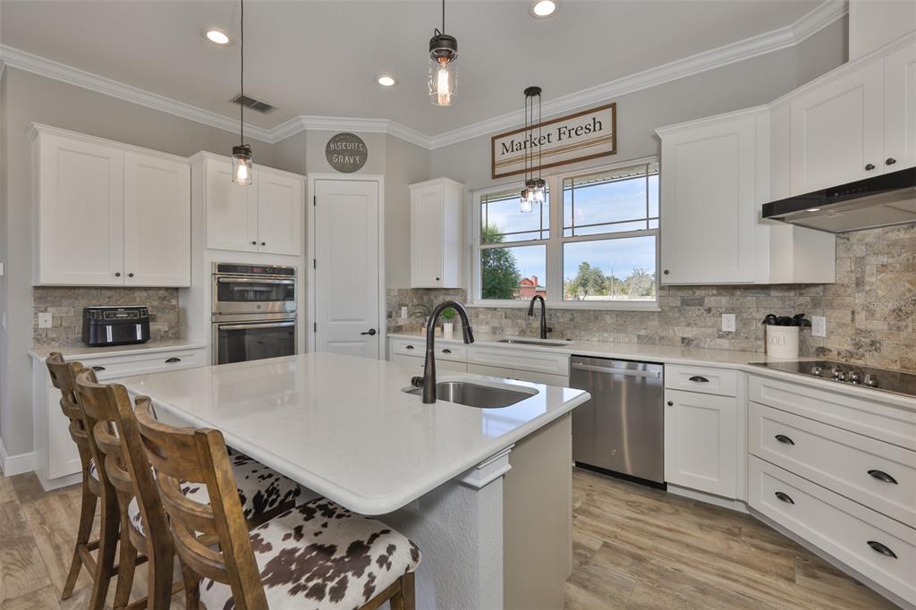 7510 Lithia Pinecrest Road Lithia, FL 33547 - Photo 18 of 67