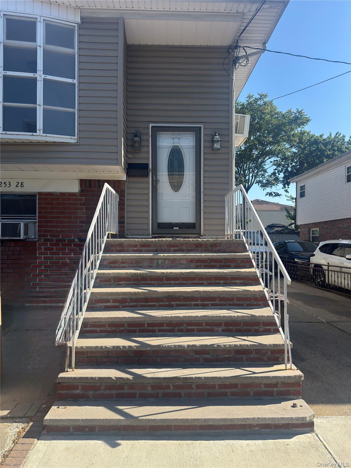 a view of entryway with a front door