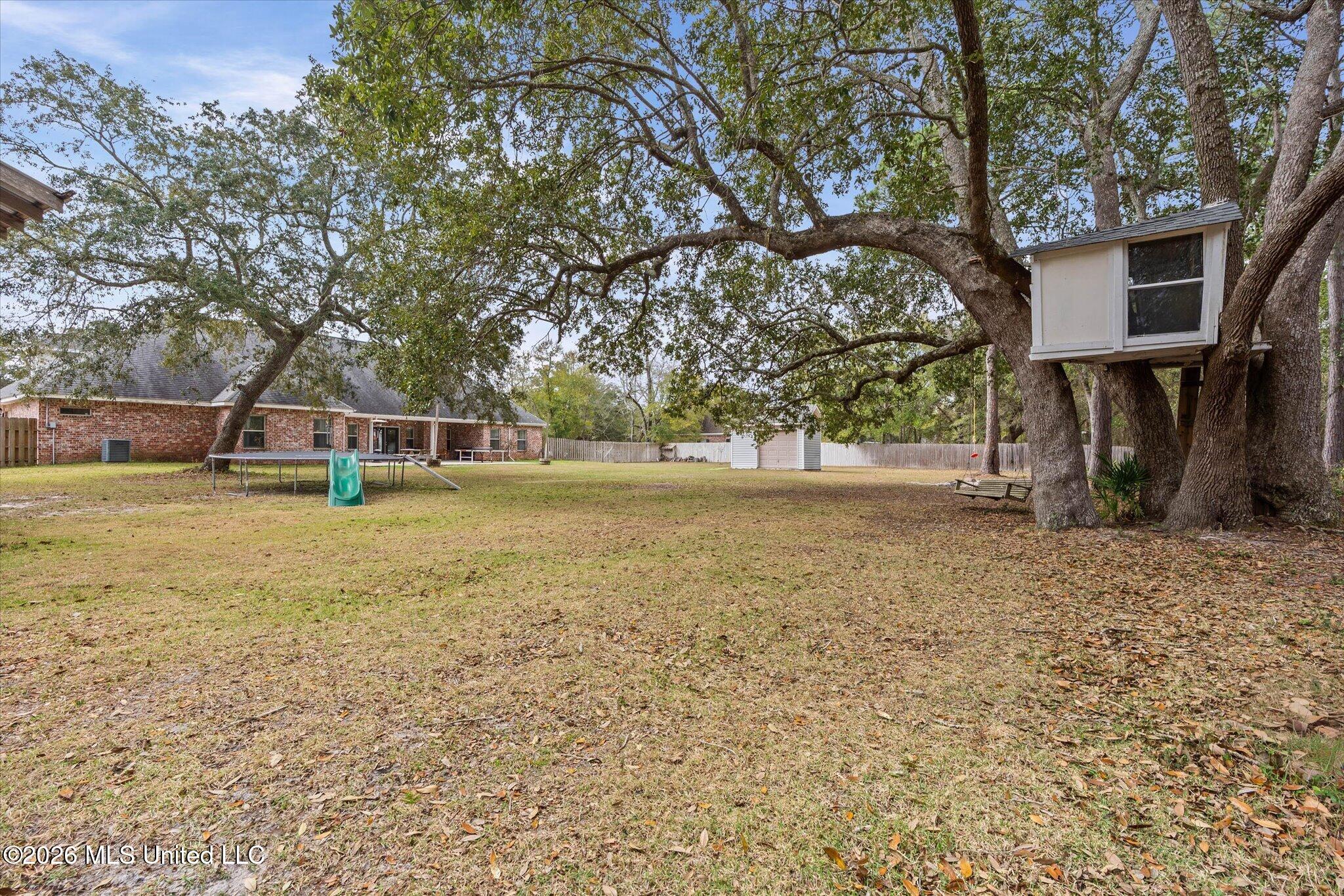 7900 Clamshell Avenue Ocean Springs, MS 39564 - Photo 29 of 46 28-7900 Clamshell Ave-127