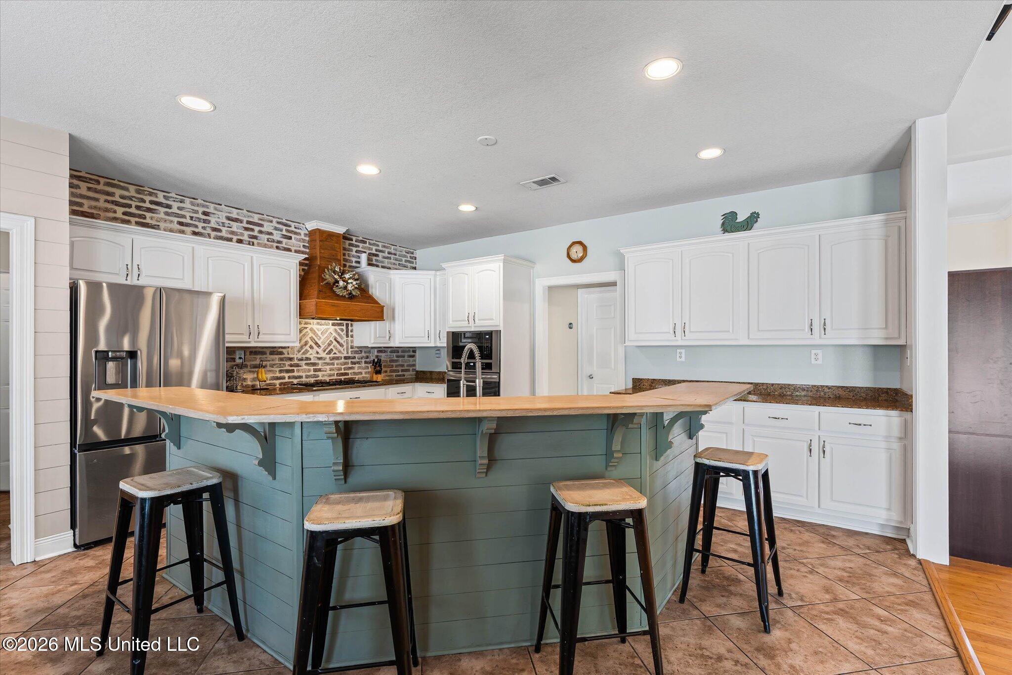 7900 Clamshell Avenue Ocean Springs, MS 39564 - Photo 10 of 46 09-7900 Clamshell Ave-108