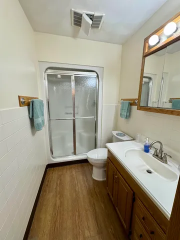 $2,315 | 2500 Grant Street, Unit 212, Bettendorf, IA 52722