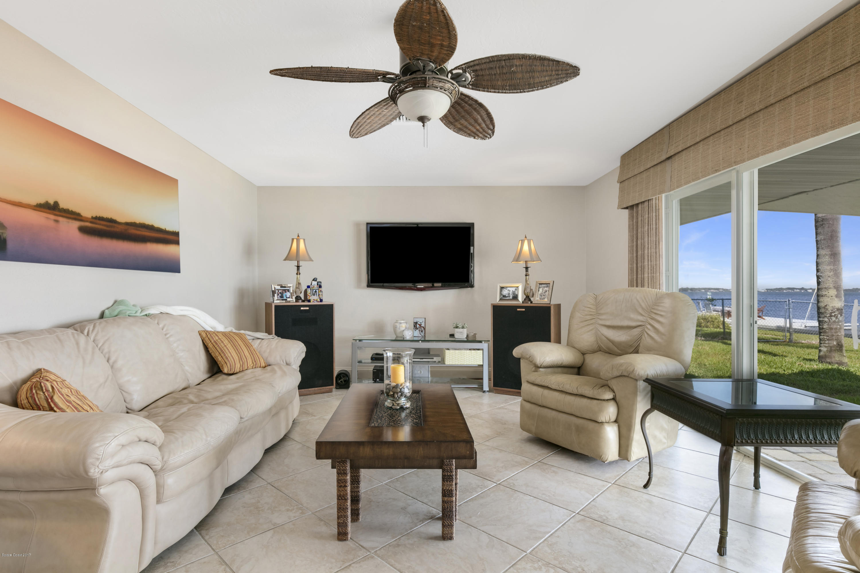27 Country Club Road Cocoa Beach, FL 32931 - Photo 7 of 25 Formal Living