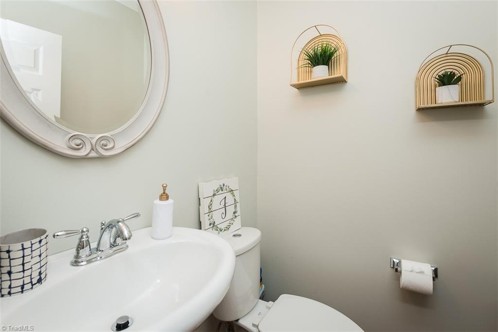 1403 Copper Circle Mebane, NC 27302 - Photo 11 of 26