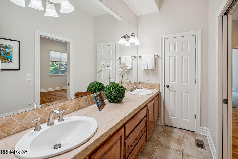 4525 Mountaingate Drive Reno, NV 89519 - Photo 21 of 37 032_dsc08330_606