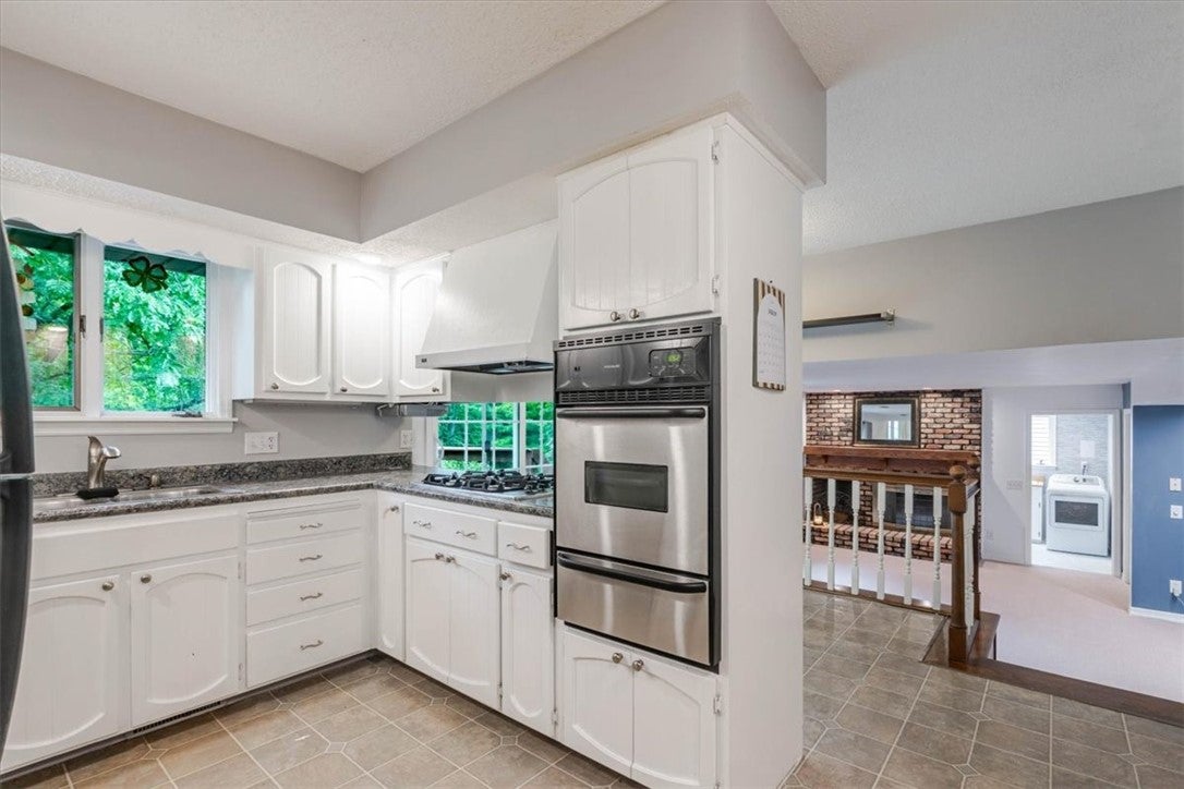512 West Ash Avenue Decatur, IL 62526 - Photo 11 of 48 Gallery Image 11