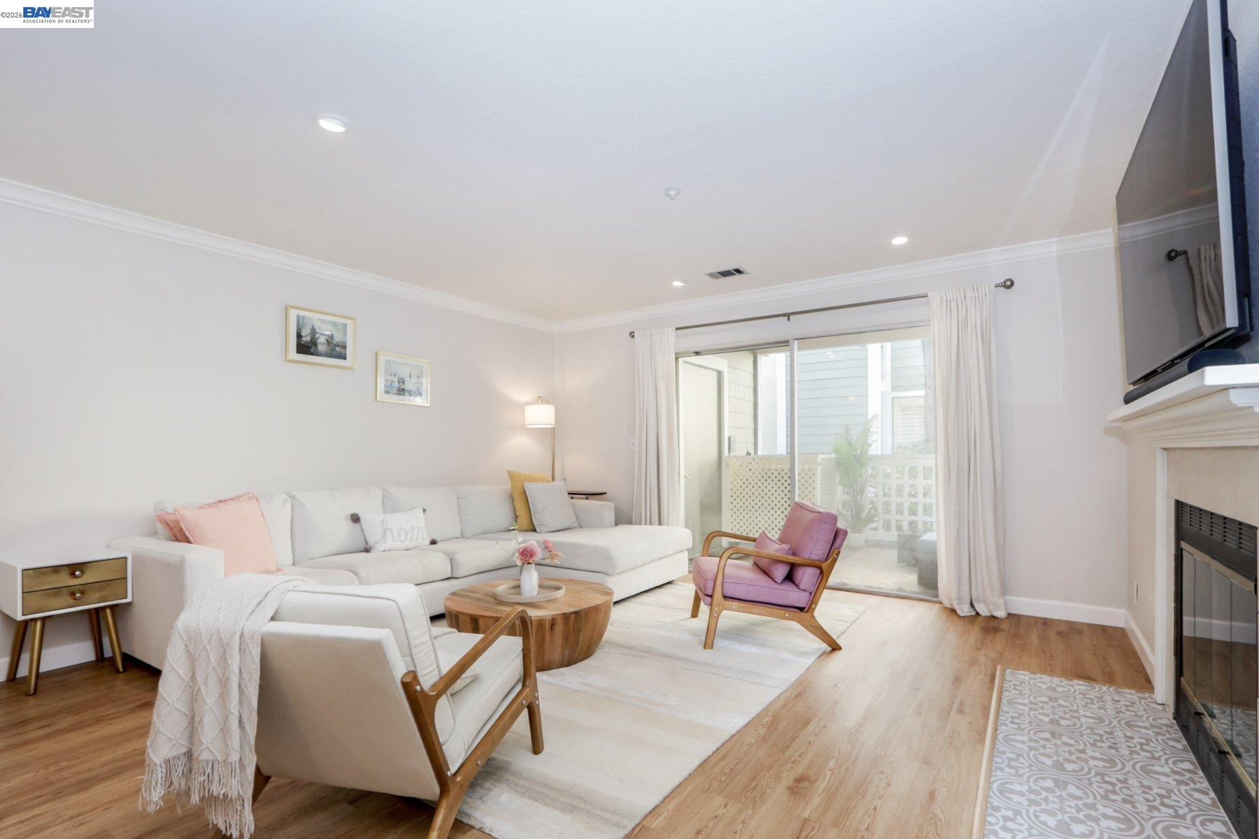 2627 Oak Road, Unit A Walnut Creek, CA 94597 - Photo 4 of 21