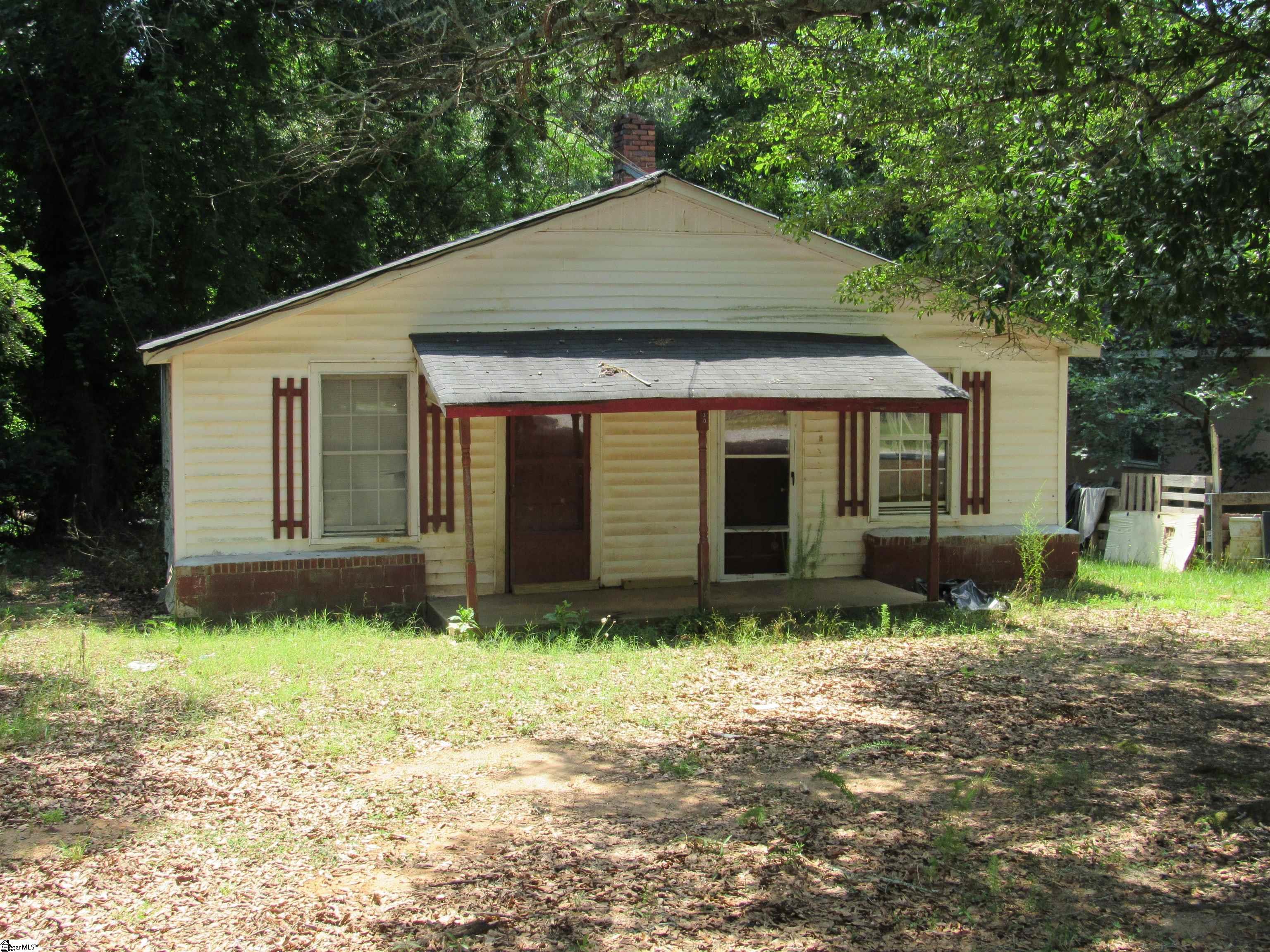 302 May Street Union, SC 29379 - Photo 1 of 16