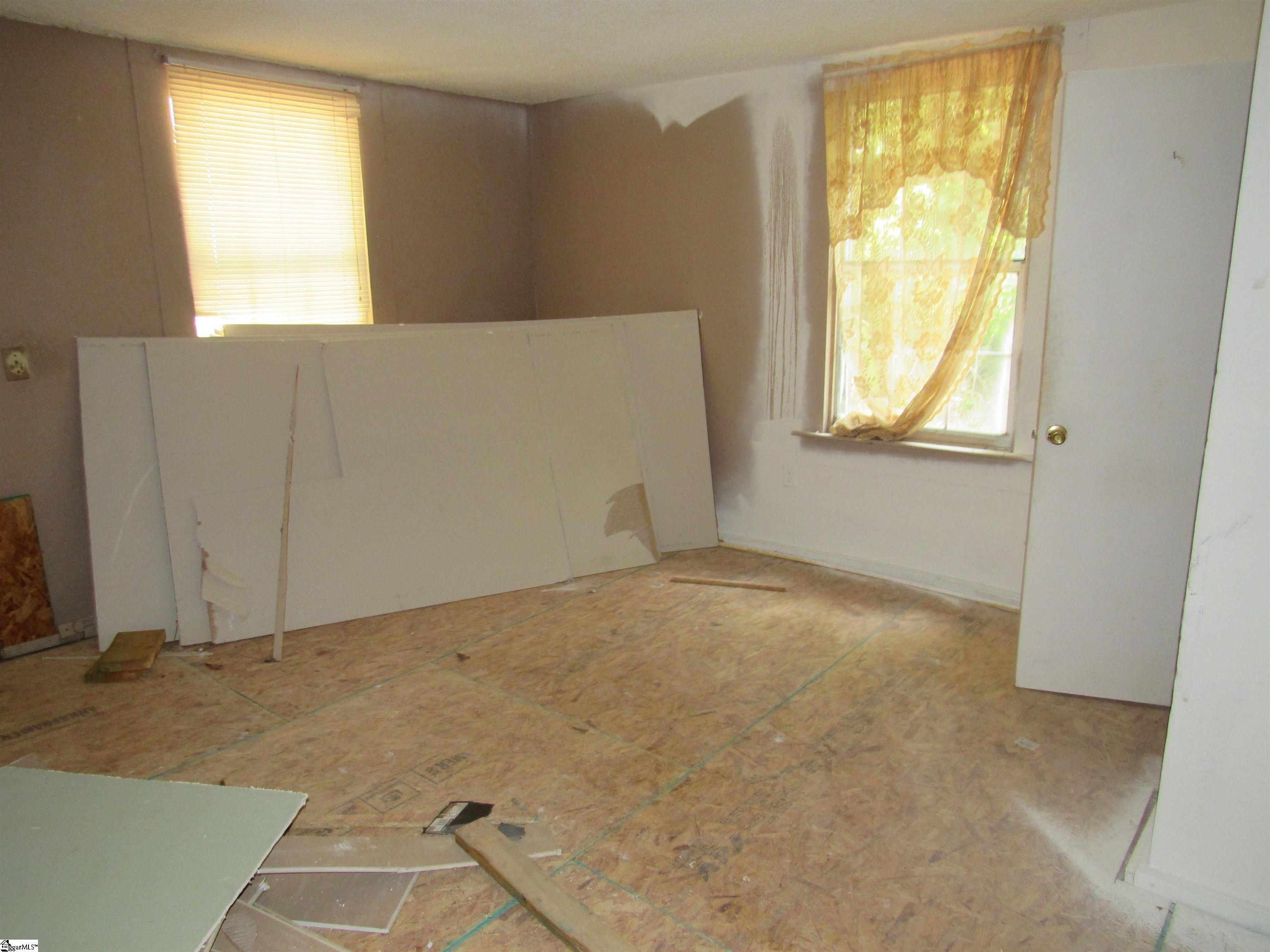 302 May Street Union, SC 29379 - Photo 8 of 16