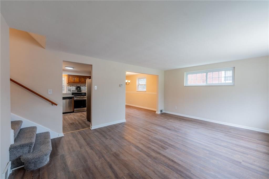 177 Poplar Ridge Road Penn Hills, PA 15235 - Photo 2 of 36 Gallery Image 2