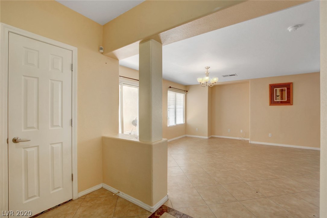 7316 Vinca Road Las Vegas, NV 89113 - Photo 5 of 39