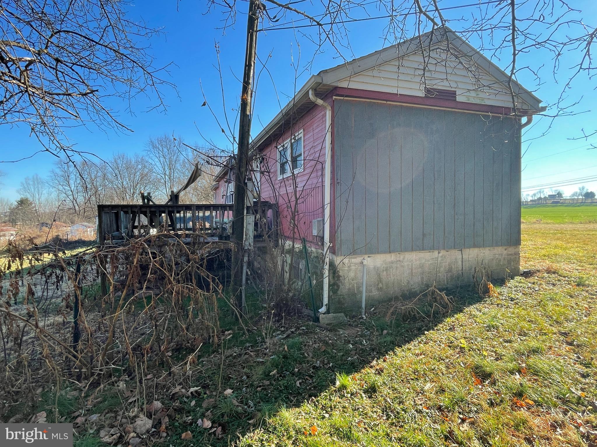 2236 Mountain Road Manheim, PA 17545 - Photo 5 of 11