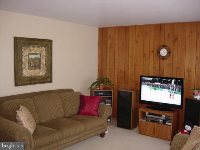 15 South Ridge Road Boiling Springs, PA 17007 - Photo 2 of 15 Gallery Image 2