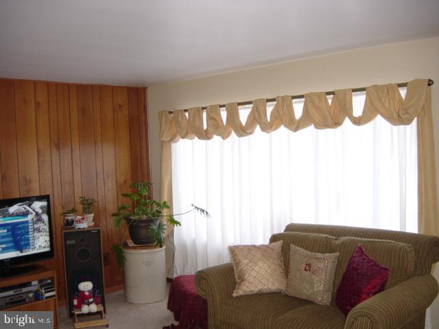 15 South Ridge Road Boiling Springs, PA 17007 - Photo 3 of 15 Gallery Image 3