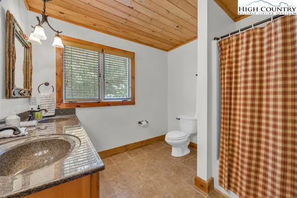 $675,000 | 198 Laurel Hill Lane, Boone, NC 28607