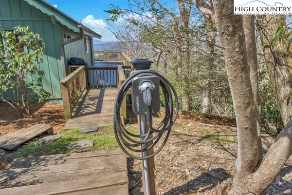 $675,000 | 198 Laurel Hill Lane, Boone, NC 28607