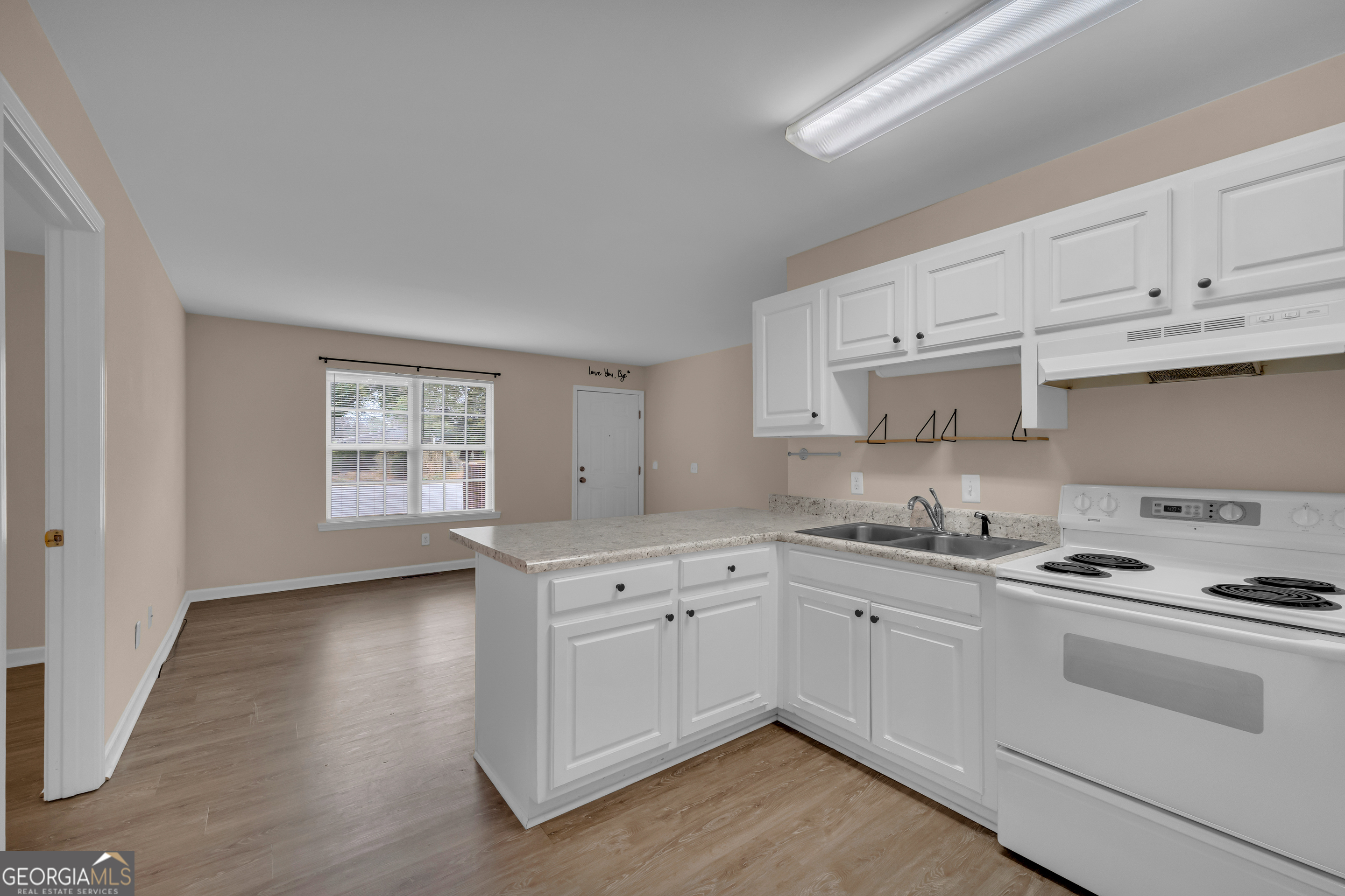683 Grant Street, Unit I Clarkesville, GA 30523 - Photo 12 of 33