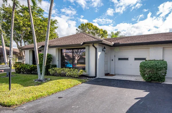 $2,500 | 4760 Greentree Way, Unit A, Boynton Beach, FL 33436