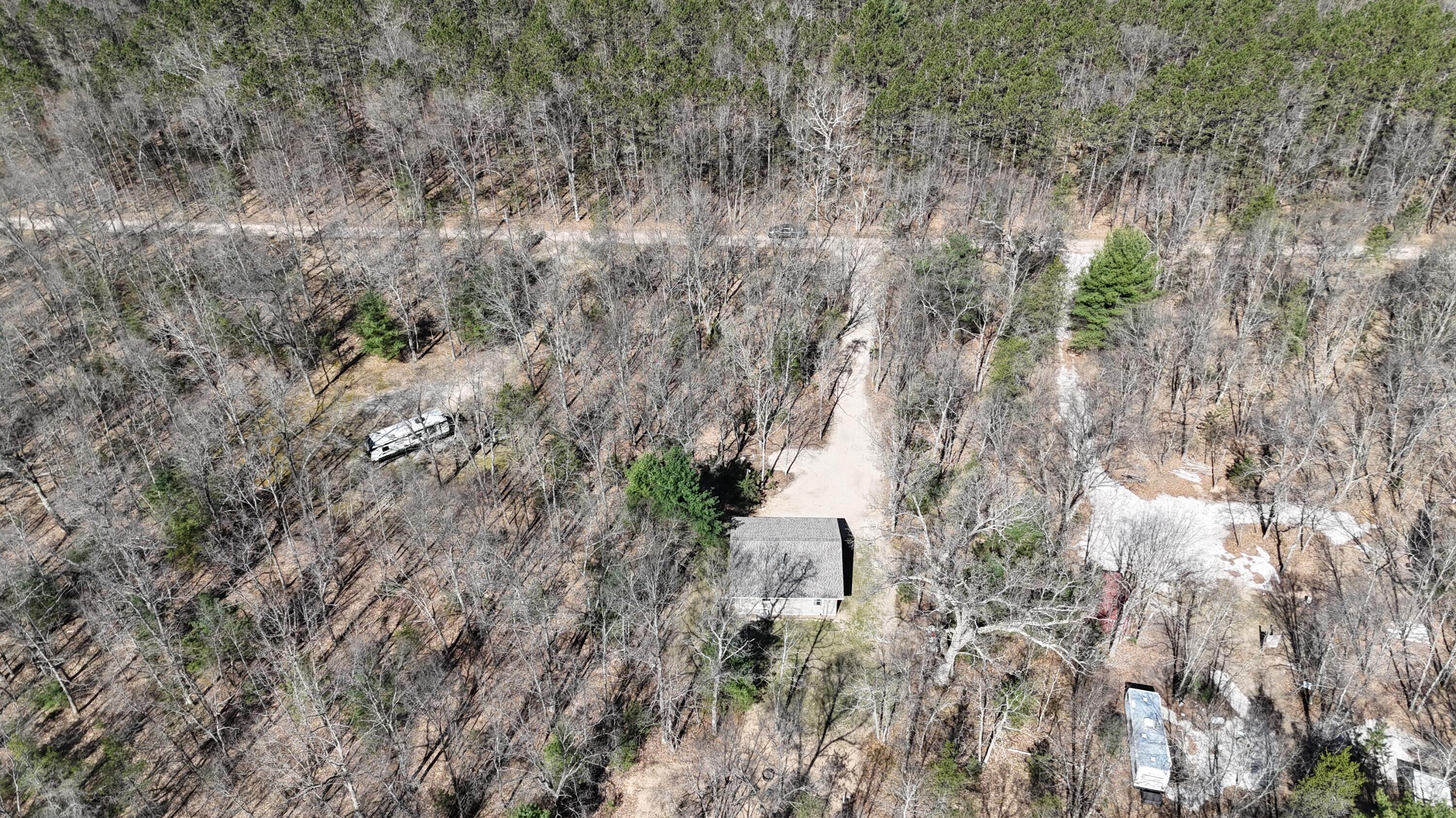 2073 Gunn Road Wellston, MI 49689 - Photo 2 of 39 1000008379