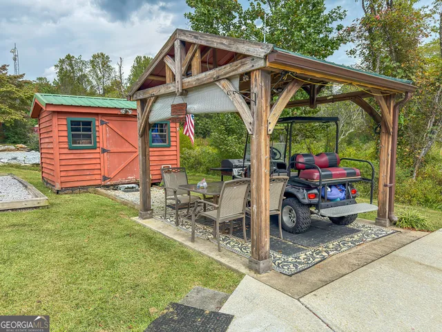 a view of outdoor space yard deck and patio