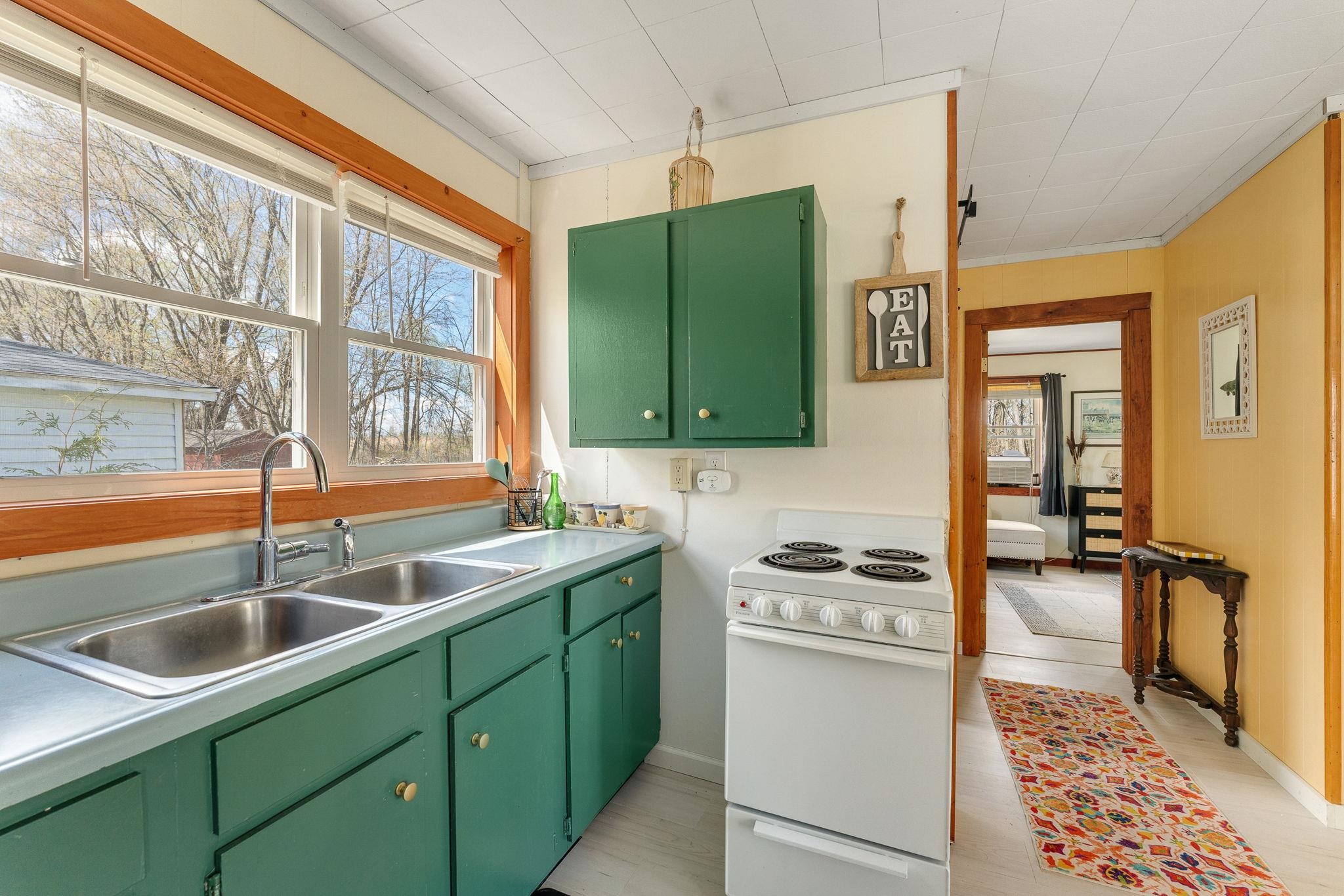 71 Kirk And Fitts Road Alburgh, VT 05440 - Photo 19 of 52
