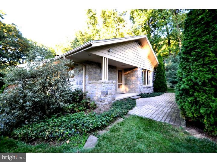 1611 Lorraine Road Reading, PA 19604 - Photo 10 of 22 Gallery Image 10