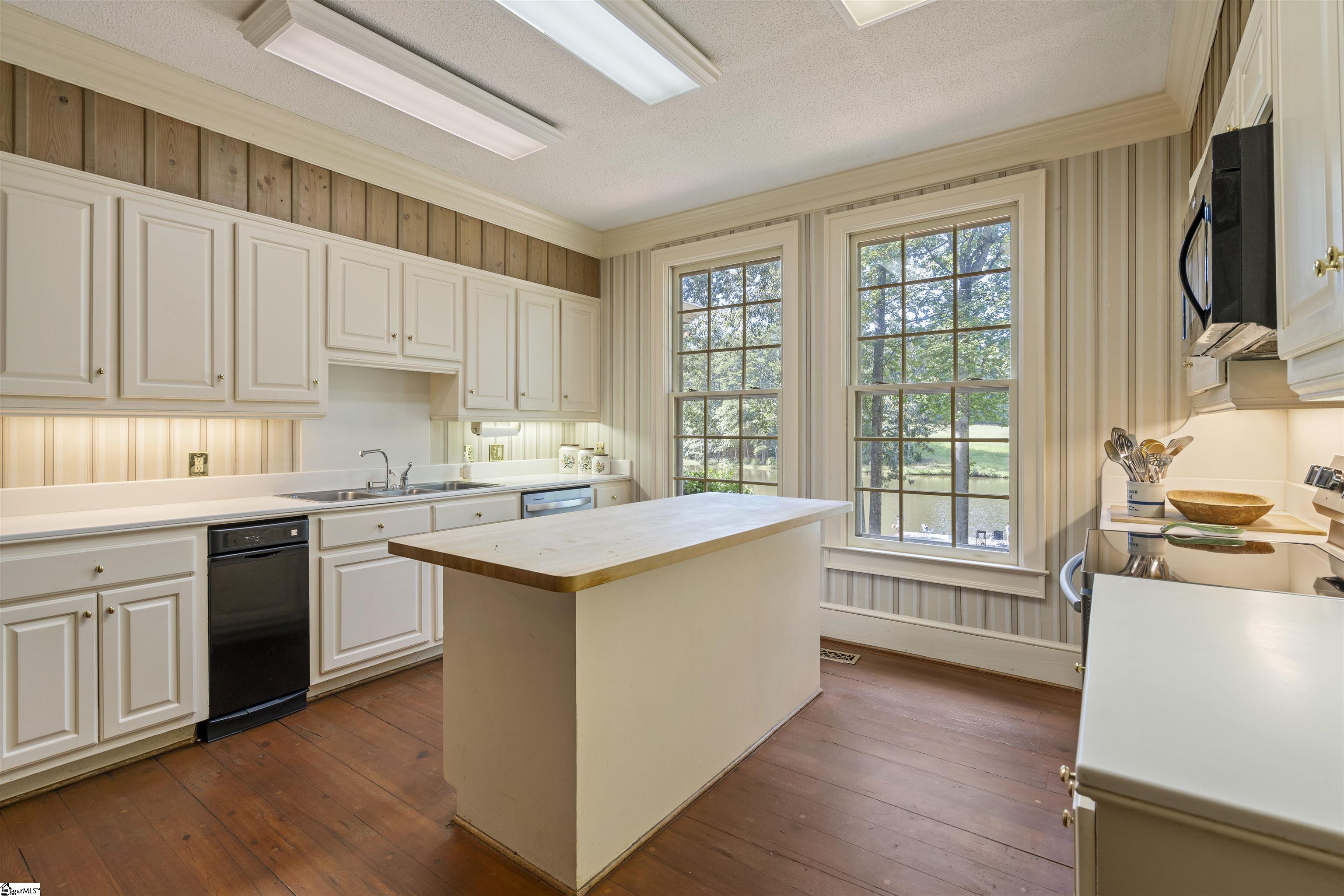 1010 McElhaney Road Travelers Rest, SC 29690 - Photo 24 of 32 Gallery Image 24