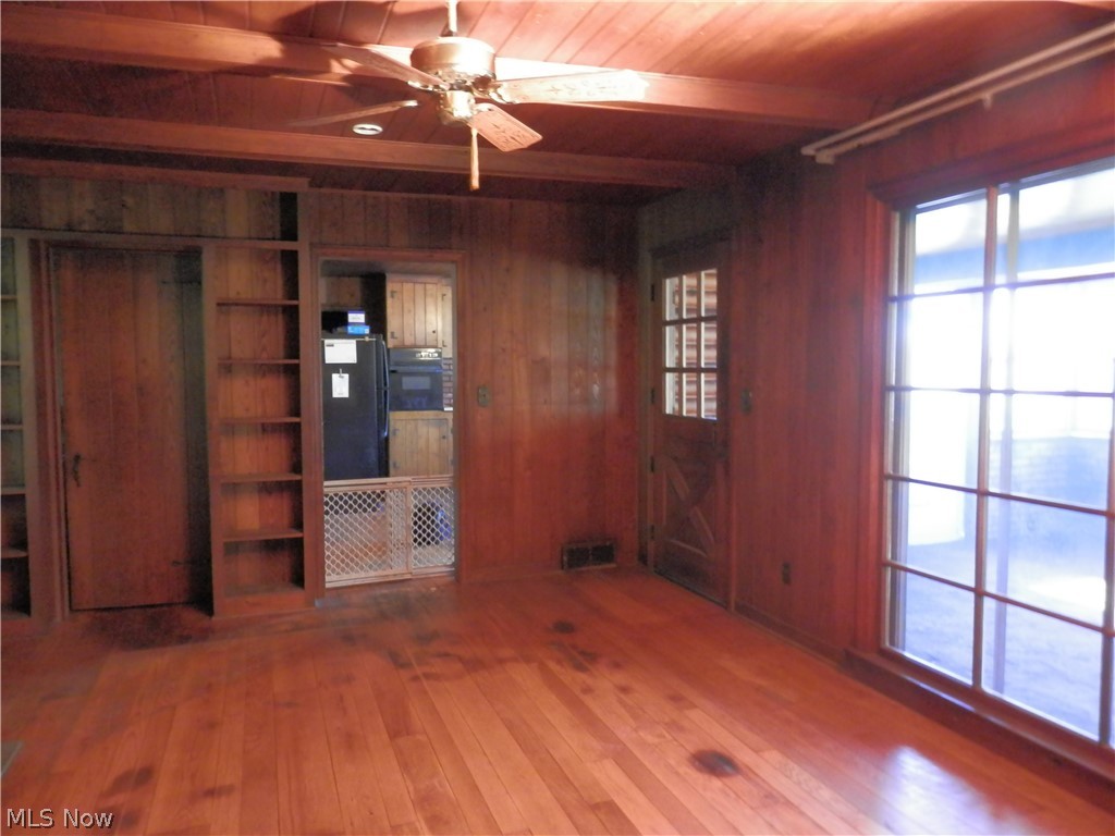 10200 Mayfield Road Chesterland, OH 44026 - Photo 9 of 37