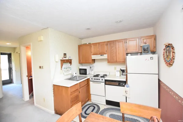 $76,900 | 9337 South Pointe Retreat Drive, Bloomington, IN 47401