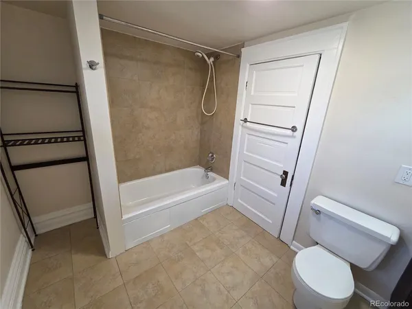 $1,700 | 1430 Franklin Street, Denver, CO 80218