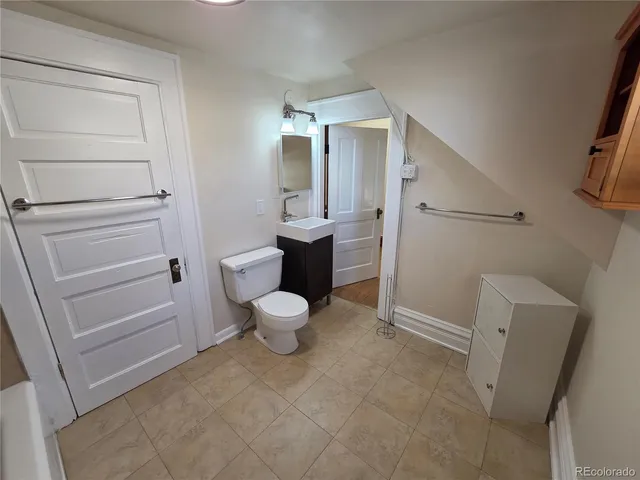 $1,700 | 1430 Franklin Street, Denver, CO 80218