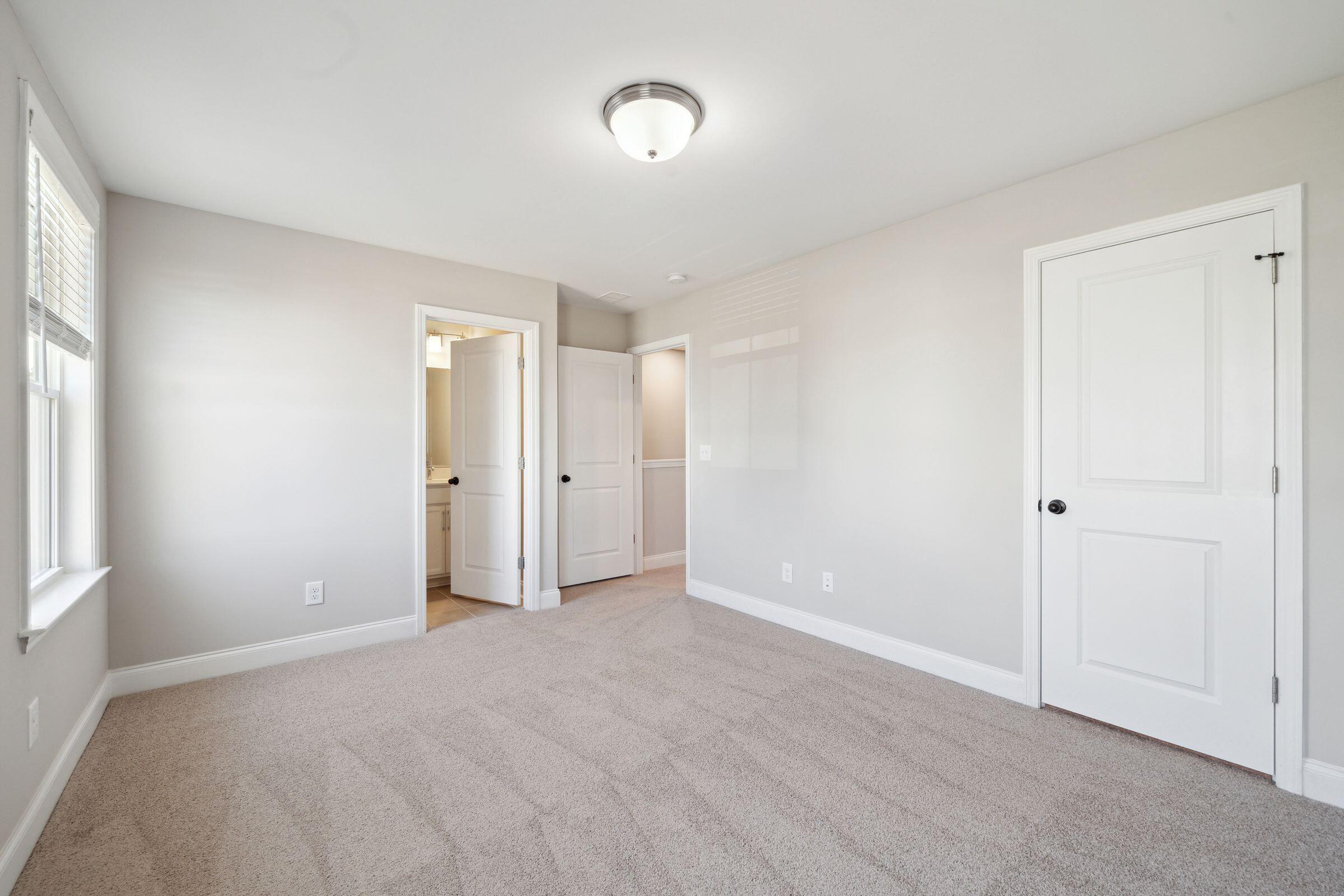 223 Harding Lane Goose Creek, SC 29445 - Photo 23 of 38 316GreenFernDr-KeenEyeMarketing-027 (1)