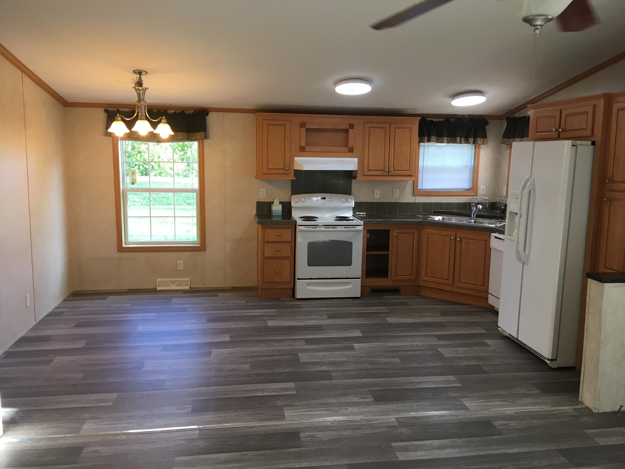 106 Christopher Road Alburgh, VT 05440 - Photo 10 of 26 Gallery Image 10