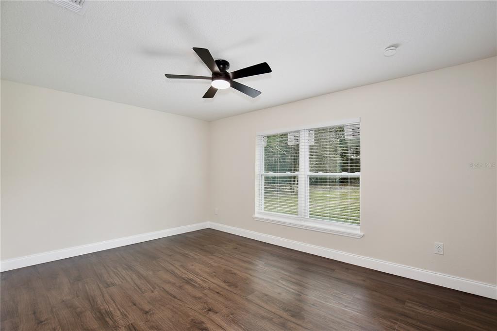 1255 Flint Trail Geneva, FL 32732 - Photo 15 of 39