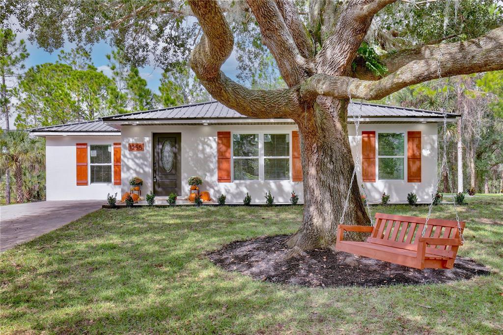 1255 Flint Trail Geneva, FL 32732 - Photo 2 of 39