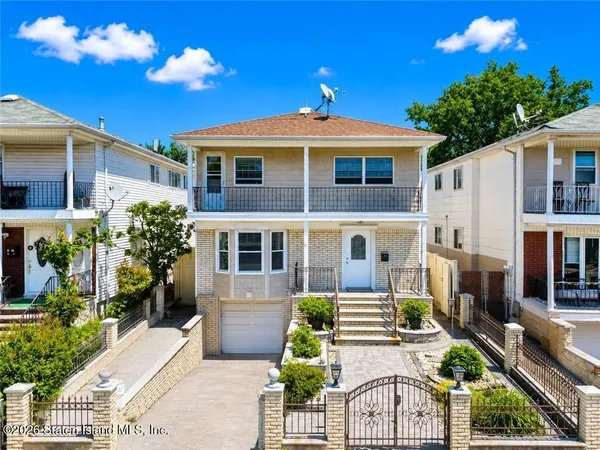 $899,000 | 37 Yale Street | Graniteville