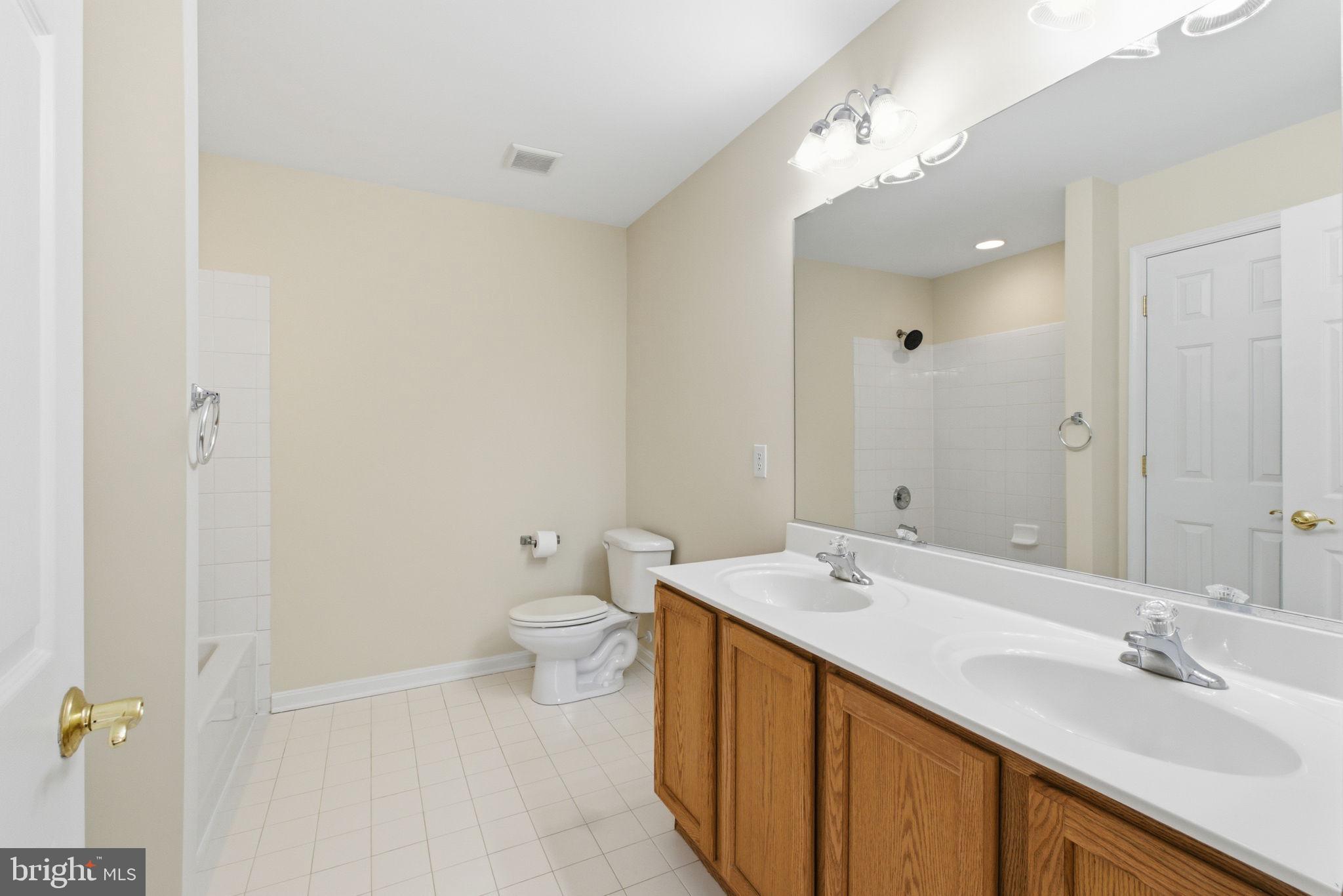 38 Ronzetti Avenue Selbyville, DE 19975 - Photo 24 of 41 Primary bath