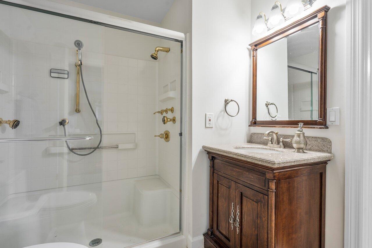 21032 Covington Drive, Unit 191 Boca Raton, FL 33433 - Photo 16 of 26 017-21032CovingtonDrive-BocaRaton-FL-334