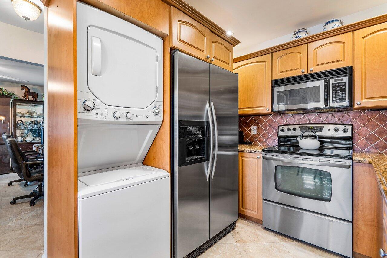 21032 Covington Drive, Unit 191 Boca Raton, FL 33433 - Photo 10 of 26 010-21032CovingtonDrive-BocaRaton-FL-334