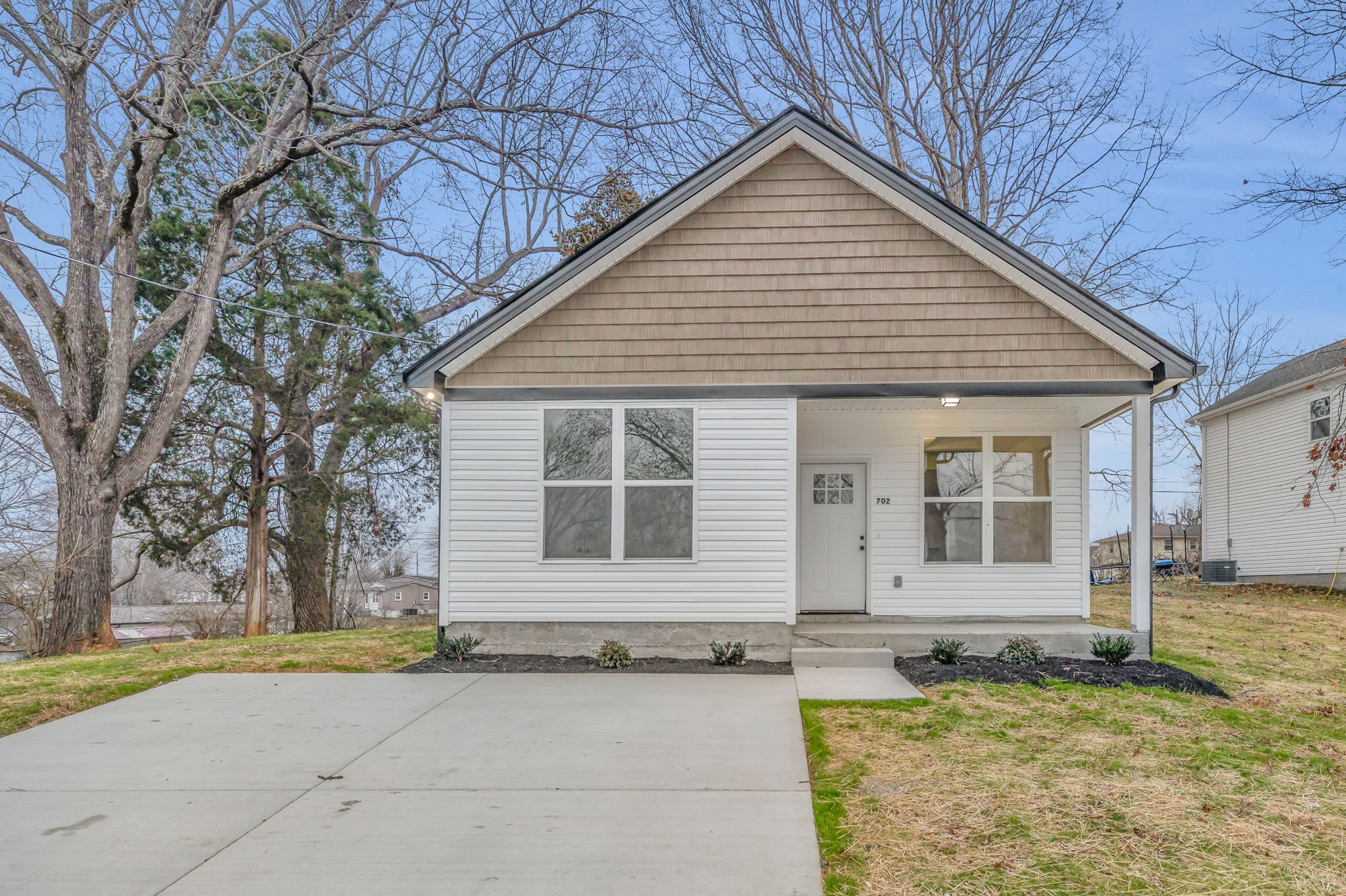 702 Perry Drive Springfield, TN 37172 - Photo 1 of 19 Gallery Image 1