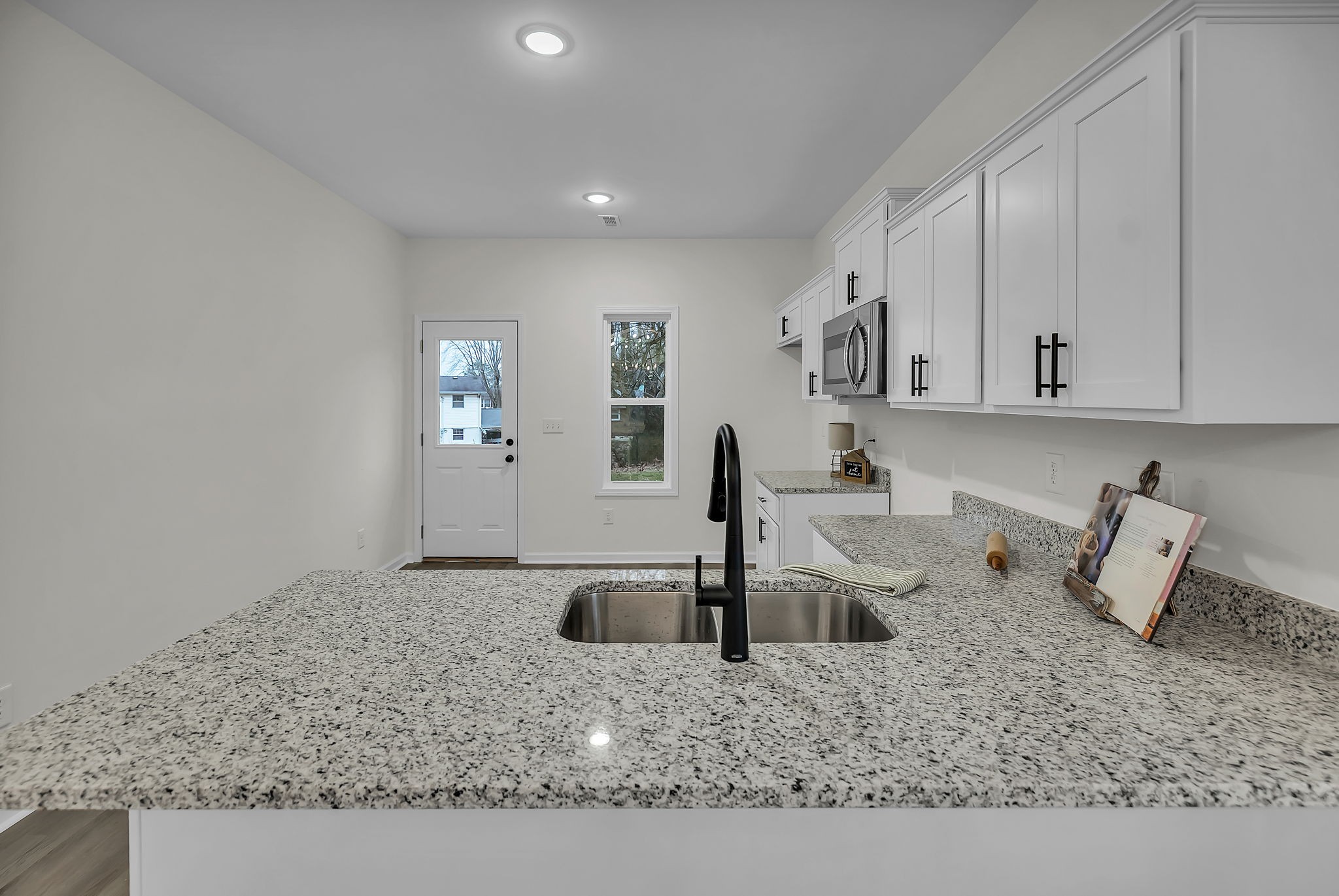 702 Perry Drive Springfield, TN 37172 - Photo 9 of 19 Gallery Image 9