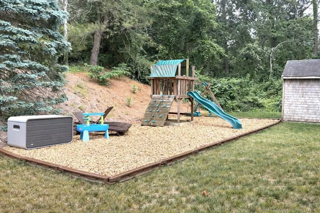 $975,000 | 31 Chase Lane, Orleans, MA 02653