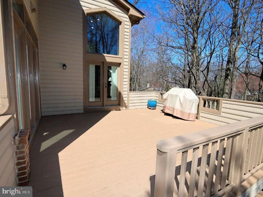 1307 Stamford Way Reston, VA 20194 - Photo 15 of 16