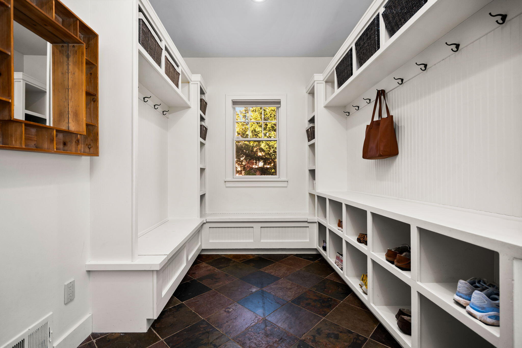 2125 Devonshire Road Ann Arbor, MI 48104 - Photo 38 of 86 72-web-or-mls-JEL00538