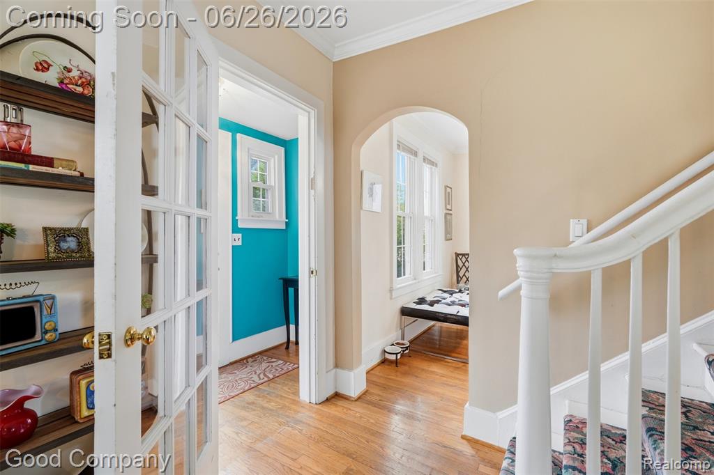 948 Cambridge Road Berkley, MI 48072 - Photo 4 of 43