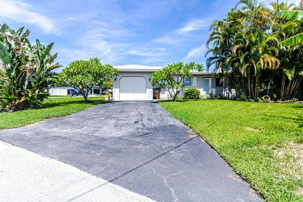 $1,500 | 1300 Southeast 7th Court, Deerfield Beach, FL 33441