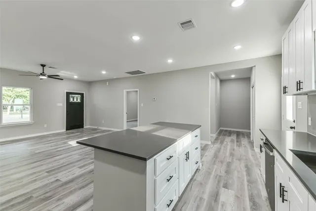 $1,800 | 106 County Road 3704, Splendora, TX 77372