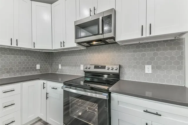 $1,800 | 106 County Road 3704, Splendora, TX 77372